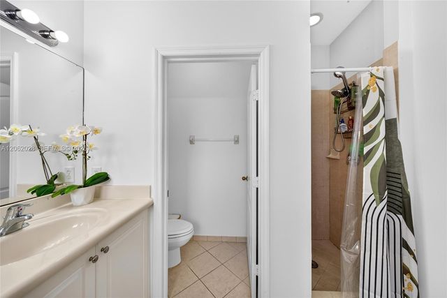 11413 SW 238th St, Homestead, FL 33032