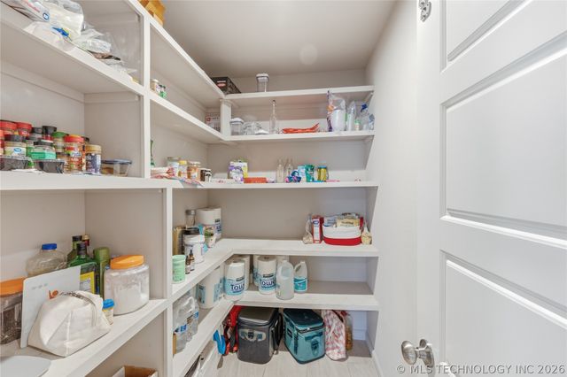 10114 S 230th East Avenue, Broken Arrow, OK 74014
