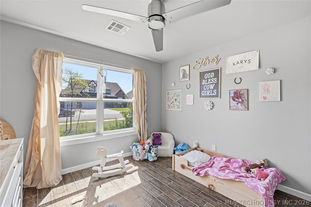 10114 S 230th East Avenue, Broken Arrow, OK 74014