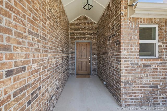 10114 S 230th East Avenue, Broken Arrow, OK 74014