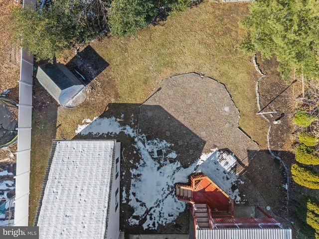 16 SARATOGA RD, Stratford, NJ 08084