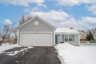 418 Lake Front Drive, Lebanon, OH 45036