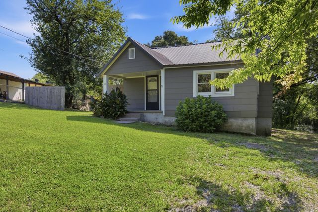 57 Circle Drive, Rossville, GA 30741