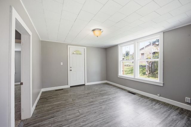 57 Circle Drive, Rossville, GA 30741