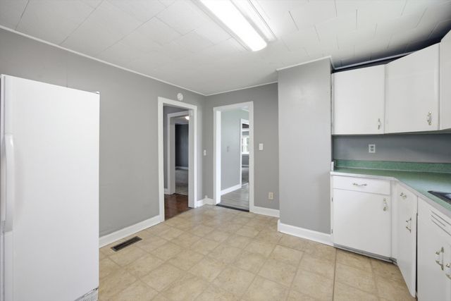 57 Circle Drive, Rossville, GA 30741