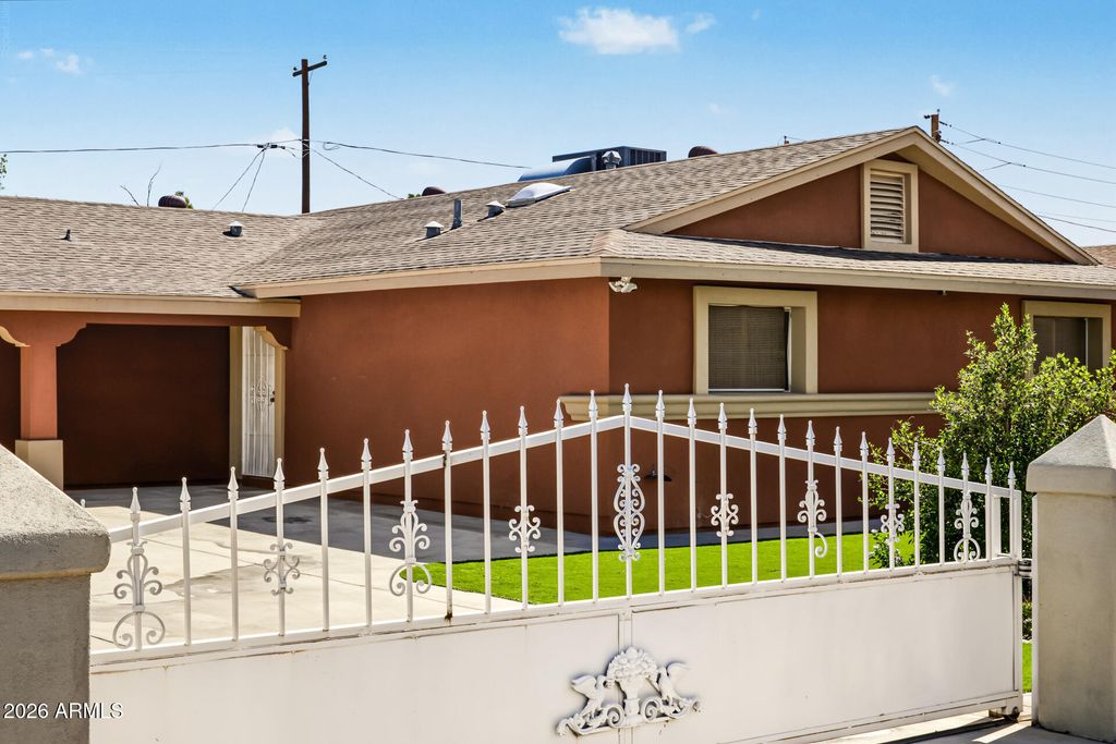 4311 N 64TH Avenue, Phoenix, AZ 85033 — photo 4
