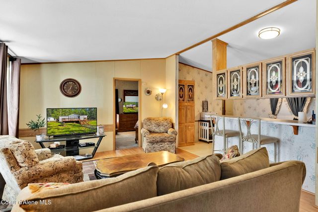 181 Circle DR, Hope, ID 83836