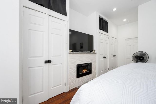 5729 CHRISTIAN ST, Philadelphia, PA 19143