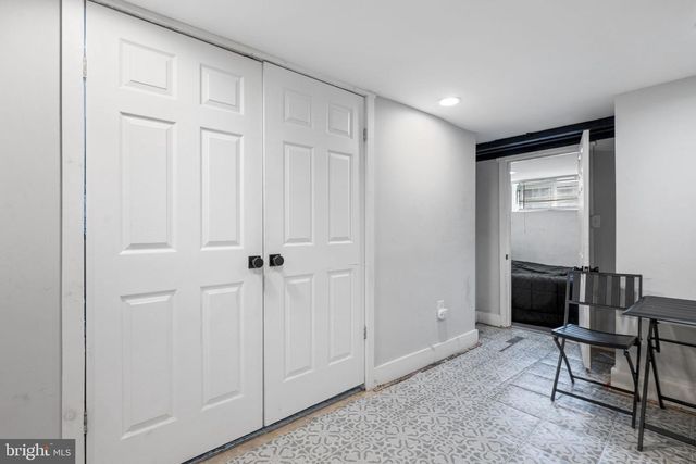 5729 CHRISTIAN ST, Philadelphia, PA 19143