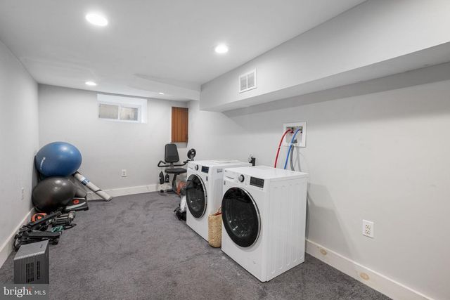 5729 CHRISTIAN ST, Philadelphia, PA 19143