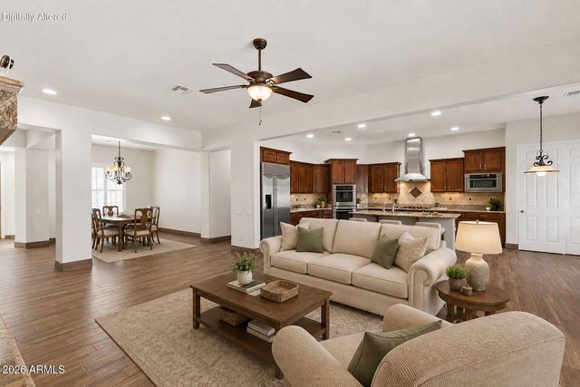 5521 W PARSONS Road, Phoenix, AZ 85083