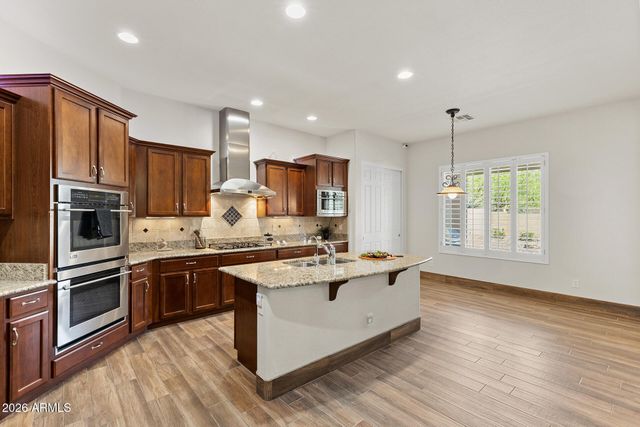 5521 W PARSONS Road, Phoenix, AZ 85083