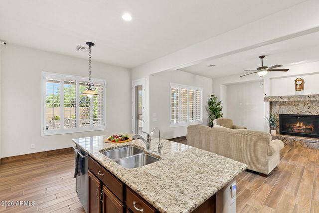 5521 W PARSONS Road, Phoenix, AZ 85083