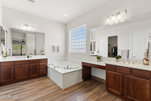 5521 W PARSONS Road, Phoenix, AZ 85083