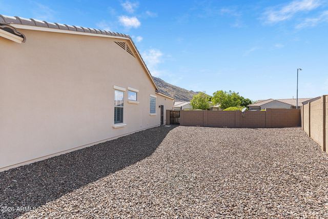 5521 W PARSONS Road, Phoenix, AZ 85083