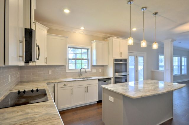 1332 Juniper Pass, Clarksville, TN 37043