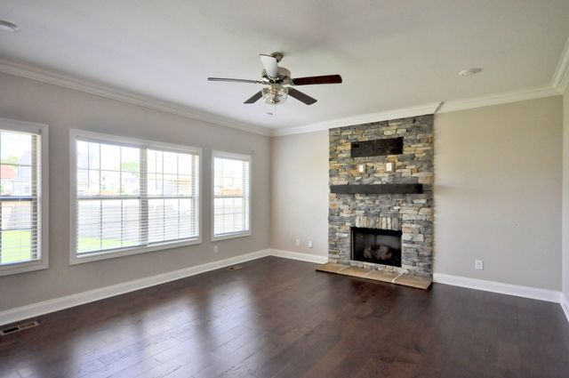 1332 Juniper Pass, Clarksville, TN 37043