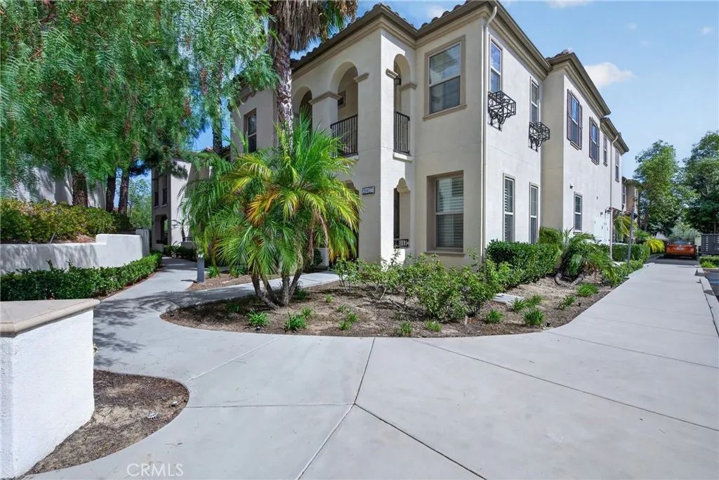 20421 Paseo Azul, Porter Ranch, CA 91326
