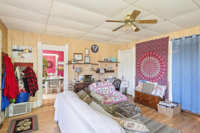 604 9th Avenue, Baraboo, WI 53913
