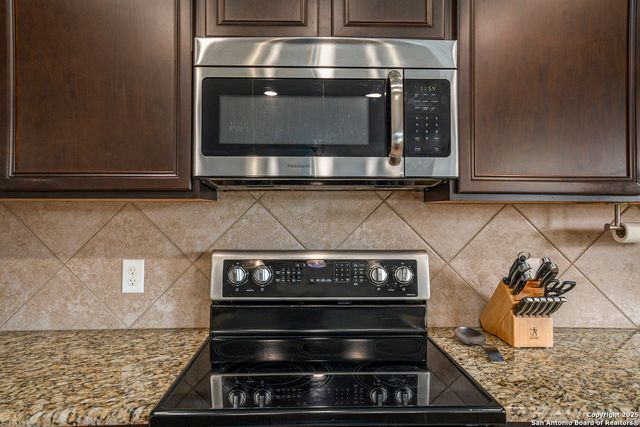 10503 Rosewood Crk, San Antonio, TX 78245