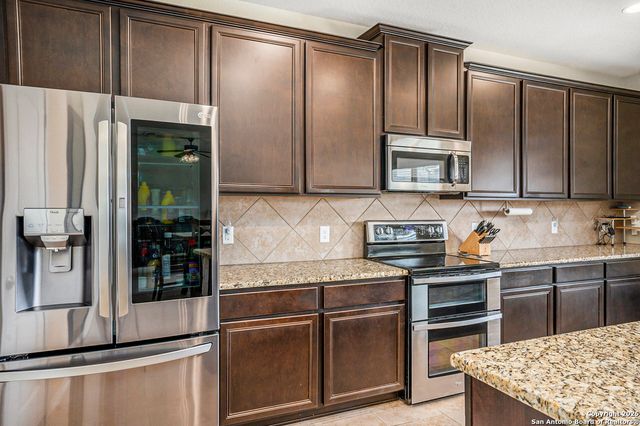 10503 Rosewood Crk, San Antonio, TX 78245