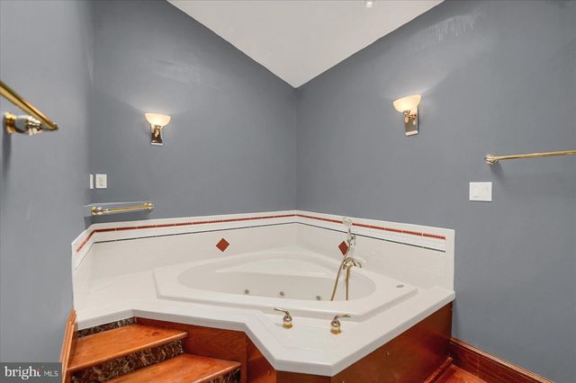 610 8TH ST N, Bellwood, PA 16617