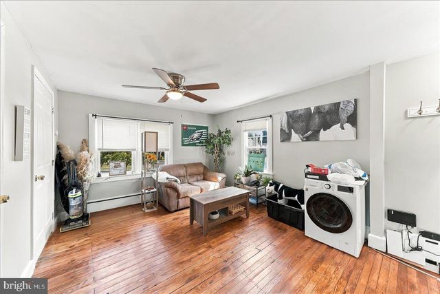 210 SUMMER AVE, Horsham, PA 19044