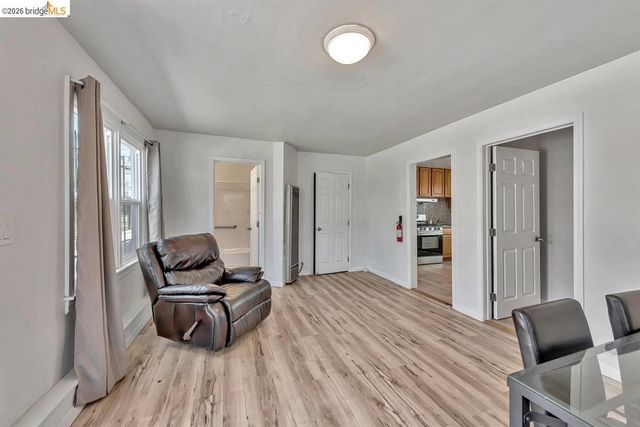 1715 9th Ave Unit C, Oakland, CA 94606