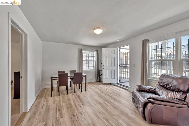 1715 9th Ave Unit C, Oakland, CA 94606