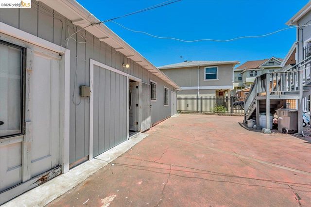 1715 9th Ave Unit C, Oakland, CA 94606