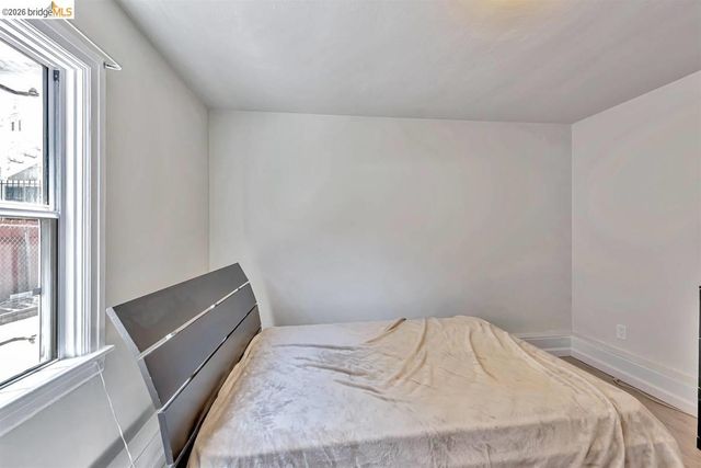 1715 9th Ave Unit C, Oakland, CA 94606