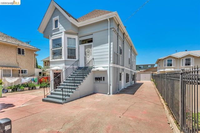 1715 9th Ave Unit C, Oakland, CA 94606