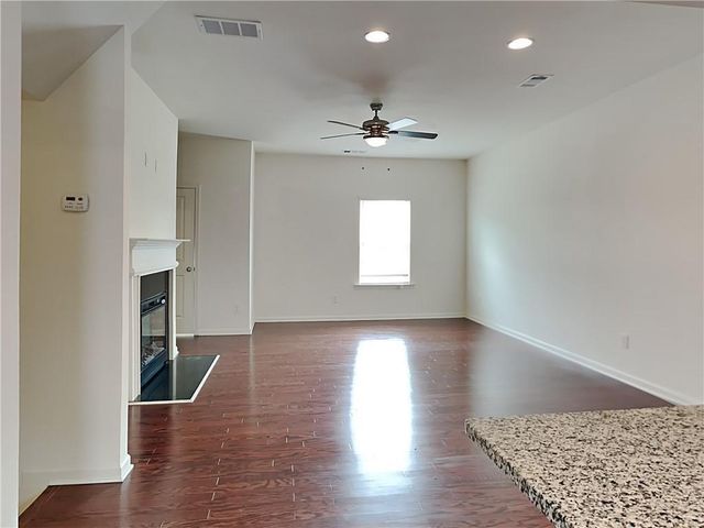 975 Society Circle SW, Atlanta, GA 30331