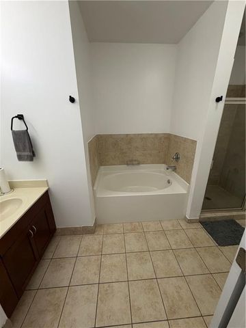 870 Mayson Turner Road NW 1239, Atlanta, GA 30314