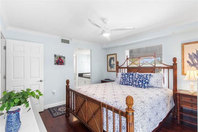 9320 CLUBSIDE CIRCLE 2201, Sarasota, FL 34238