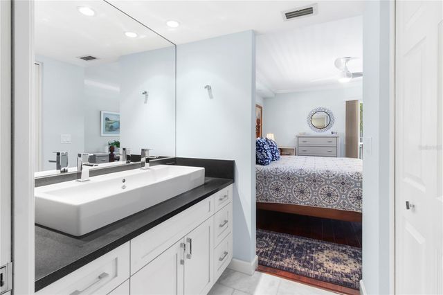 9320 CLUBSIDE CIRCLE 2201, Sarasota, FL 34238
