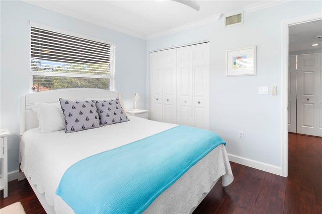 9320 CLUBSIDE CIRCLE 2201, Sarasota, FL 34238