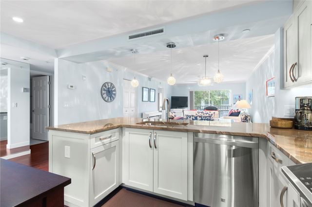 9320 CLUBSIDE CIRCLE 2201, Sarasota, FL 34238
