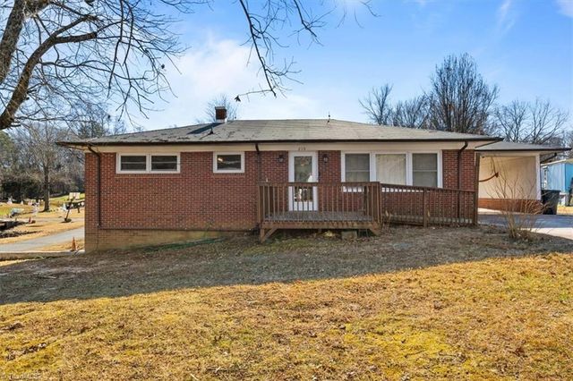 210 Sharon Avenue, Asheboro, NC 27203