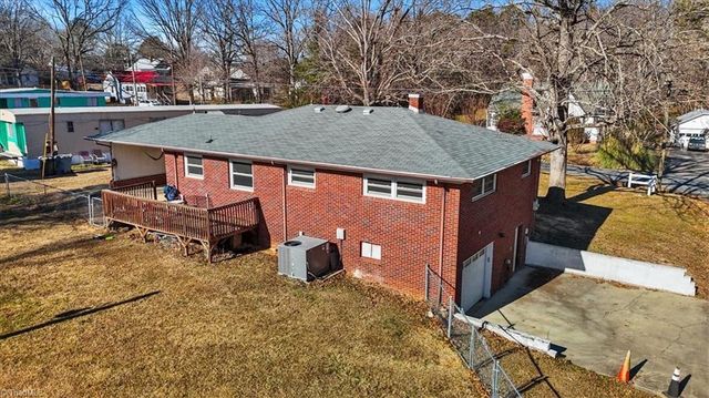 210 Sharon Avenue, Asheboro, NC 27203