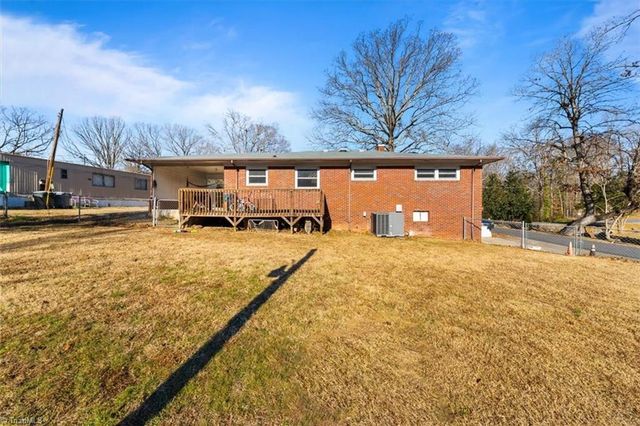 210 Sharon Avenue, Asheboro, NC 27203