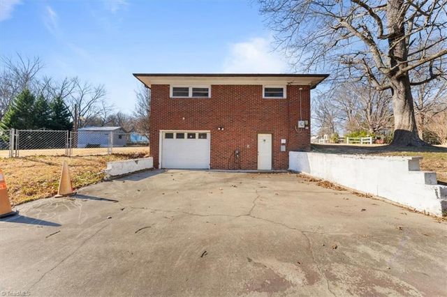 210 Sharon Avenue, Asheboro, NC 27203