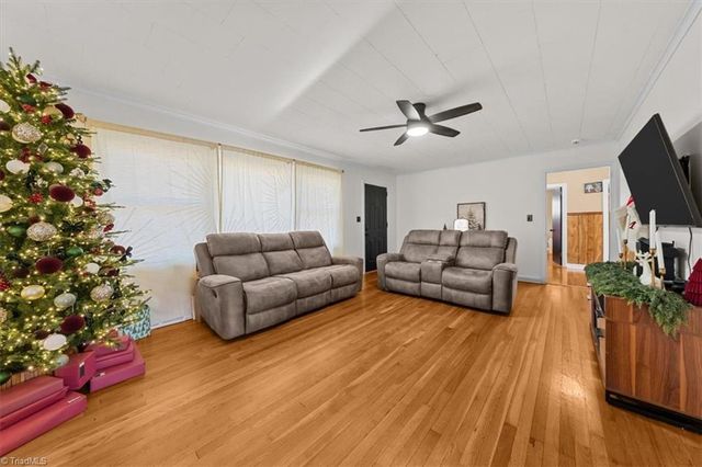 210 Sharon Avenue, Asheboro, NC 27203