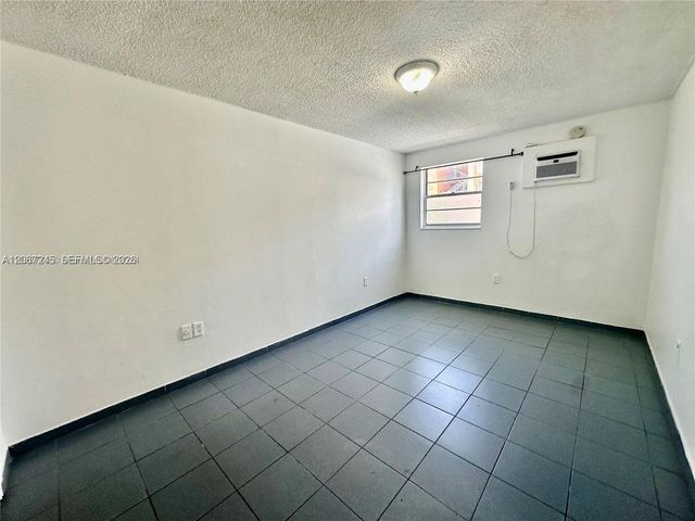 718 SW 11th Avenue 8, Miami, FL 33130