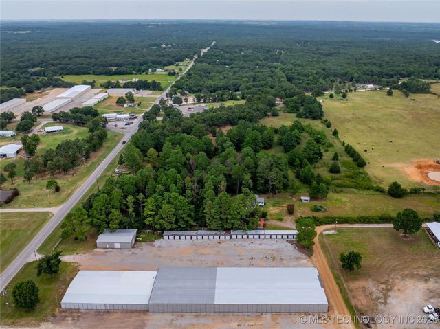 002 Enos Road, Kingston, OK 73439