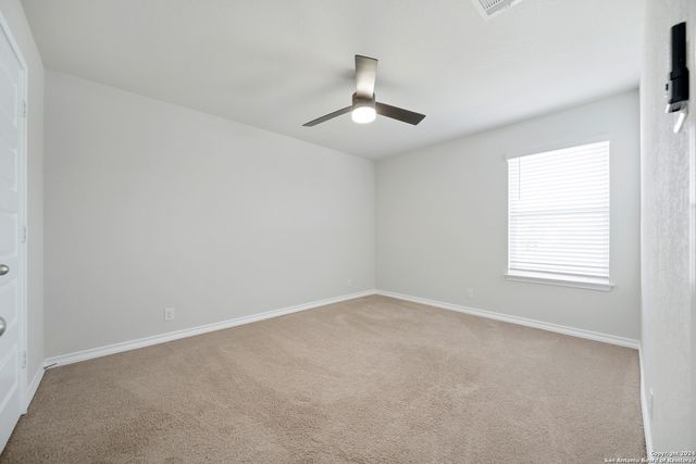 648 AMBER CRK, Cibolo, TX 78108