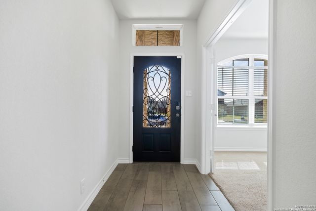 648 AMBER CRK, Cibolo, TX 78108