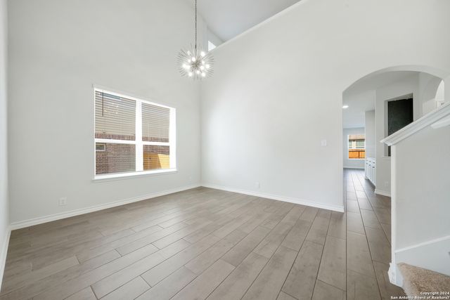 648 AMBER CRK, Cibolo, TX 78108