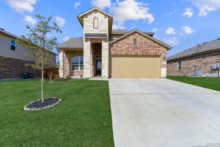 648 AMBER CRK, Cibolo, TX 78108