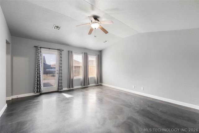 15108 E 108th Place North, Owasso, OK 74055